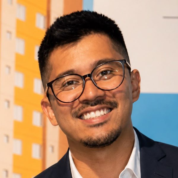 Fábio Tuttis, corretor de imóveis